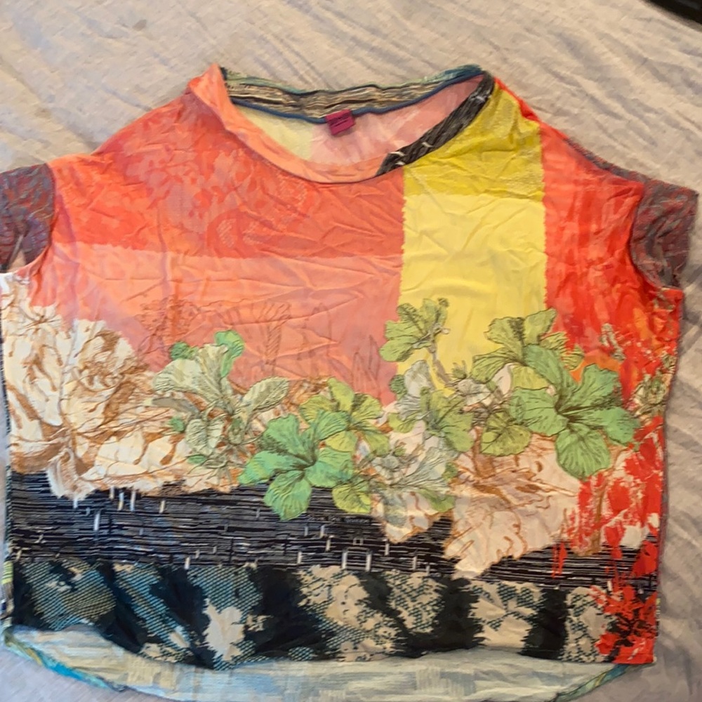 Save the Queen floral abstract blouse top